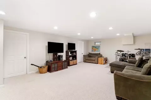 3 Strawberry Ln, Norfolk, MA 02056 photo 28