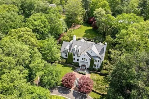82 Sargent Rd, Brookline, MA 02445 photo 2