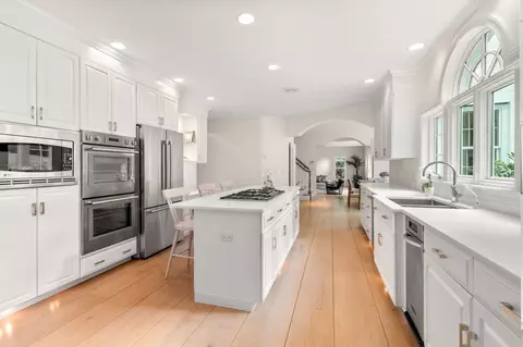 82 Sargent Rd, Brookline, MA 02445 photo 19