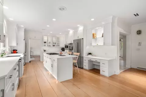 82 Sargent Rd, Brookline, MA 02445 photo 18