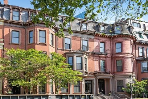 70 Commonwealth Ave #4, Boston, MA 02116