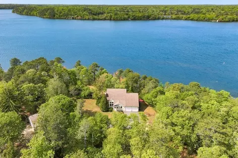 1 3 Long View Ln, Harwich, MA 02645