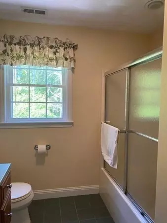 19 Tanner Ln, Fairhaven, MA 02719 photo 32