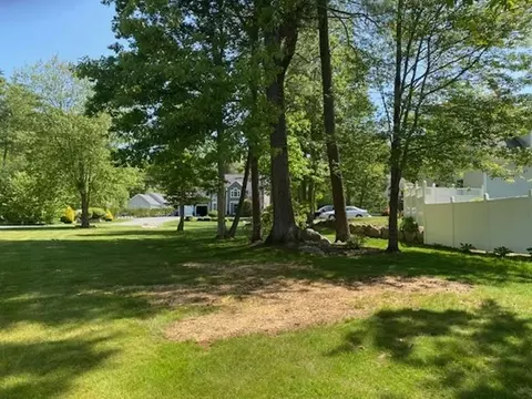19 Tanner Ln, Fairhaven, MA 02719 photo 5