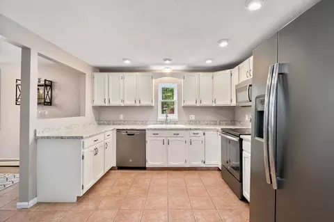 377 Elm St E, Raynham, MA 02767 photo 13