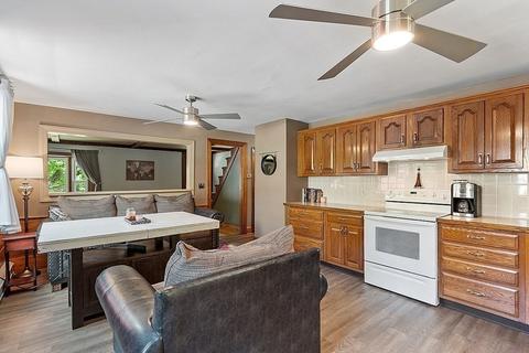 2 Crest Ave, Worcester, MA 01607 photo 14
