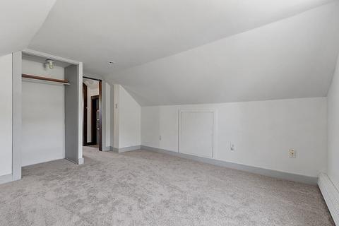 2 Crest Ave, Worcester, MA 01607 photo 27