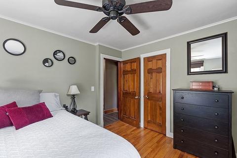2 Crest Ave, Worcester, MA 01607 photo 18