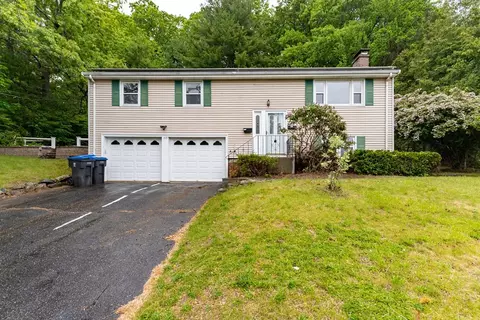 183 Hartford St, Natick, MA 01760