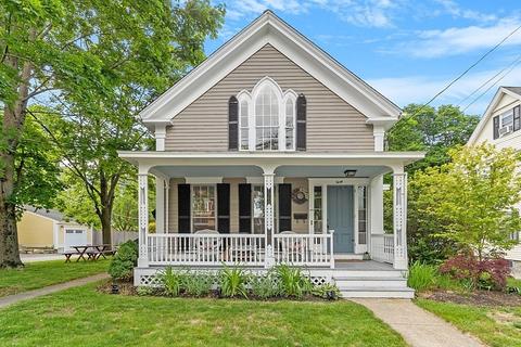 40 High St, Andover, MA 01810