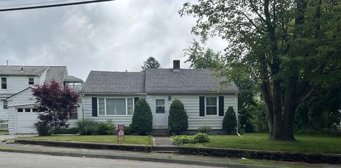145 College St, Worcester, MA 01610