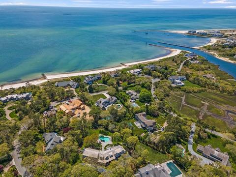 34 Saquatucket Bluffs Rd, Harwich, MA 02646