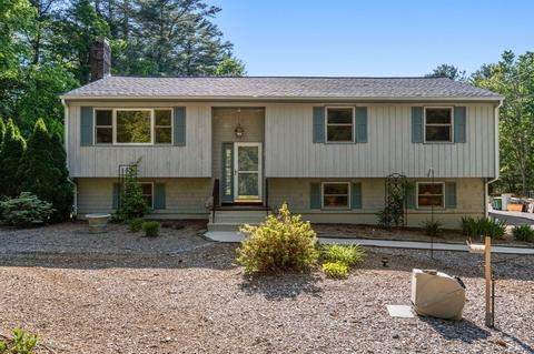 205 Essex St, Mansfield, MA 02048