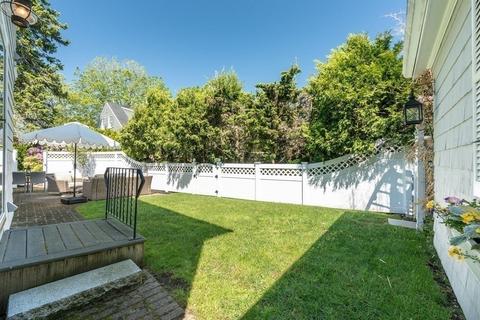 2 Hillcrest Rd, Marblehead, MA 01945 photo 10