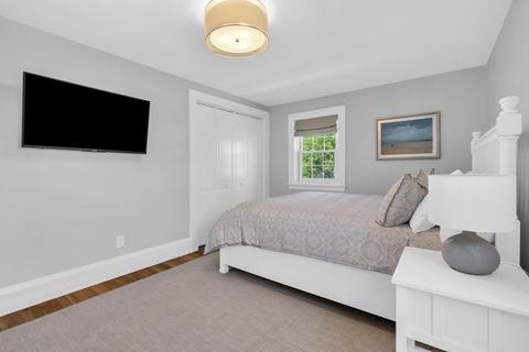 2 Hillcrest Rd, Marblehead, MA 01945 photo 28