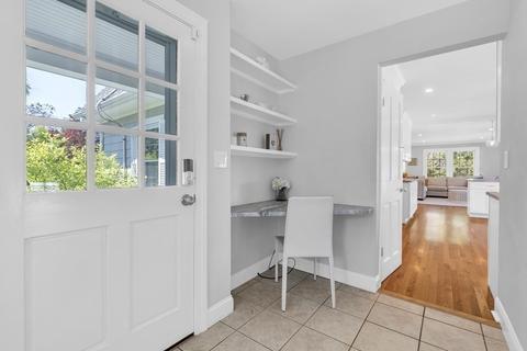 2 Hillcrest Rd, Marblehead, MA 01945 photo 18