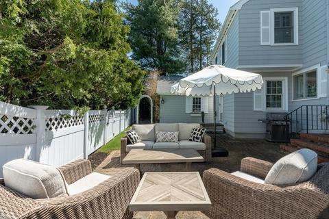 2 Hillcrest Rd, Marblehead, MA 01945 photo 11