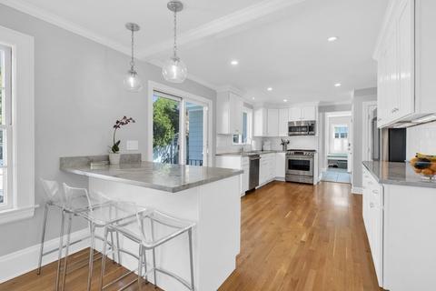 2 Hillcrest Rd, Marblehead, MA 01945 photo 7