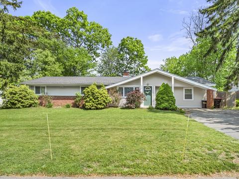 226 Lisa Dr, Brockton, MA 02301