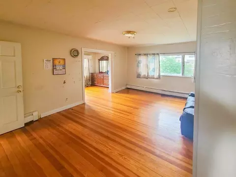 153 Field St, Fall River, MA 02721 photo 4