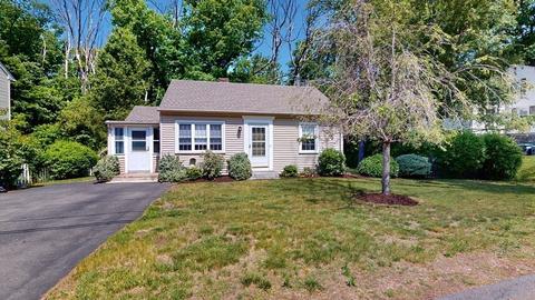 17 Marion Ave, Auburn, MA 01501
