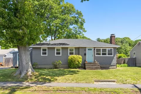 52 Parramatta Rd, Beverly, MA 01915 photo 2