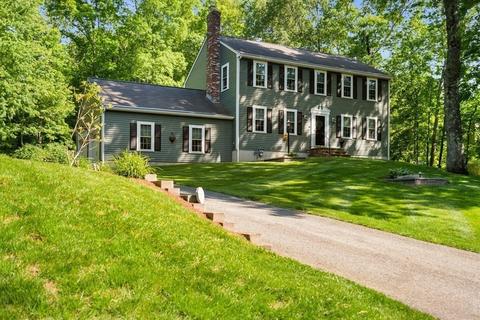 35 Parsonage Hill Rd, Haverhill, MA 01832