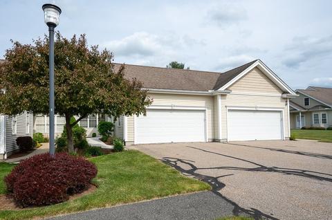 29 Cortland Grove Dr #29, Shrewsbury, MA 01545