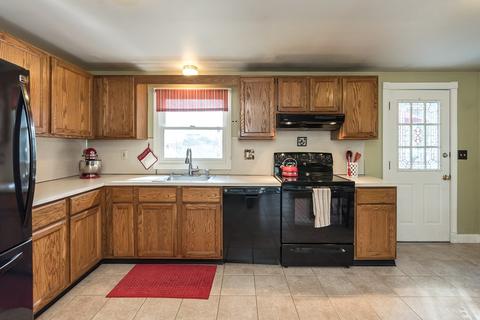 13 High St, Ayer, MA 01432 photo 3