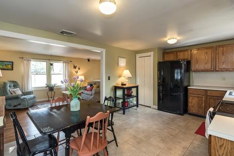 13 High St, Ayer, MA 01432 photo 4