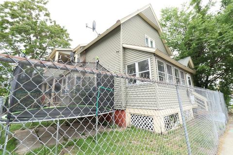 194 Hancock St, Springfield, MA 01109 photo 4