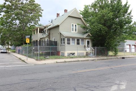 194 Hancock St, Springfield, MA 01109 photo 12