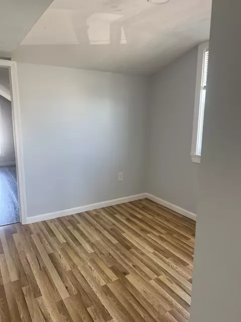 73 Brow, Fall River, MA 02721 photo 4