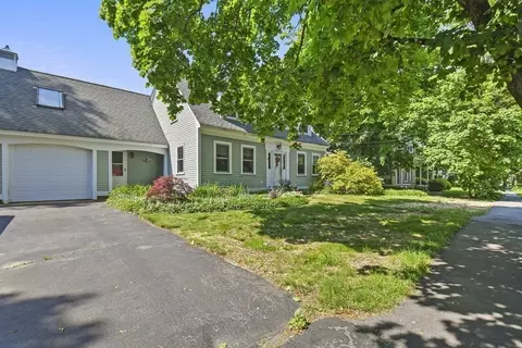 54 Main St, Westford, MA 01886