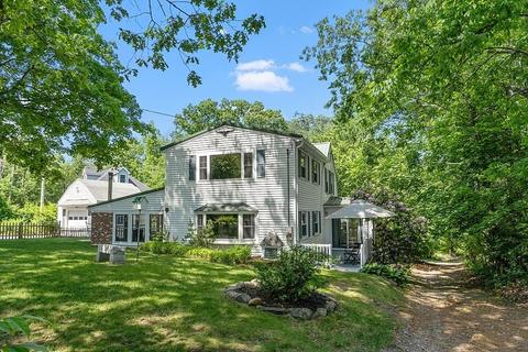 71 Crystal Lake Rd, Haverhill, MA 01832