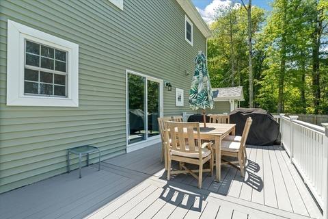 1561 Main St, Acushnet, MA 02743 photo 8