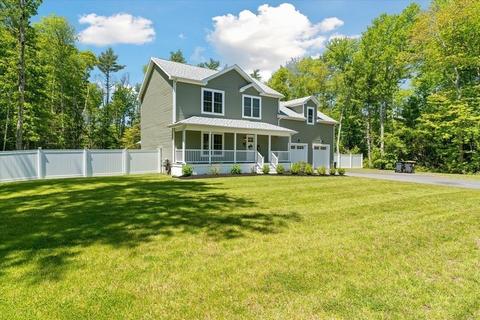 1561 Main St, Acushnet, MA 02743 photo 2