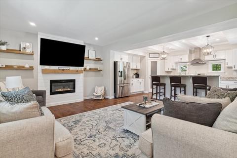 1561 Main St, Acushnet, MA 02743 photo 11