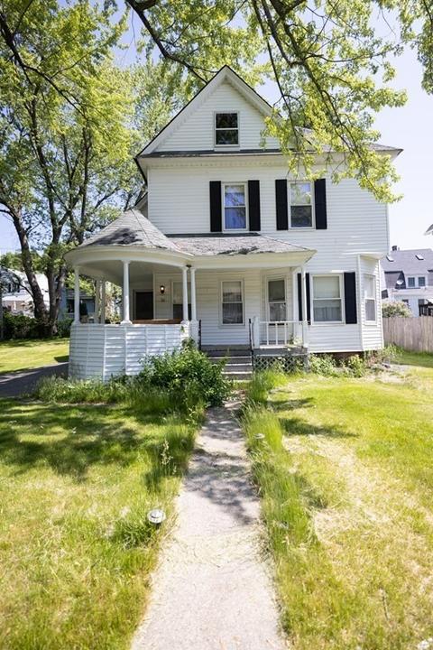 24 Englewood Ave, Worcester, MA 01603