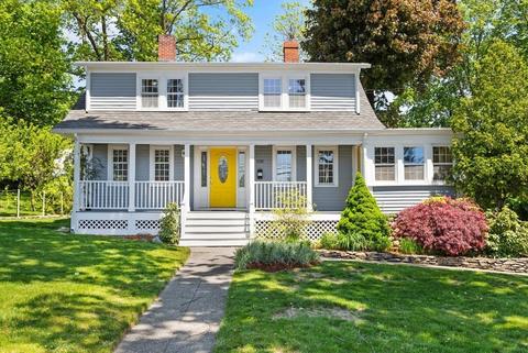 118 Washington St, Hudson, MA 01749