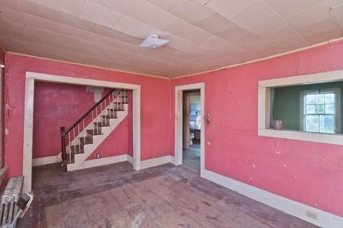 14-16 Hampton Ter, Easthampton, MA 01027 photo 13