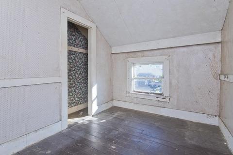 14-16 Hampton Ter, Easthampton, MA 01027 photo 35