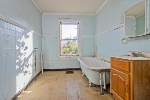 14-16 Hampton Ter, Easthampton, MA 01027 photo 19