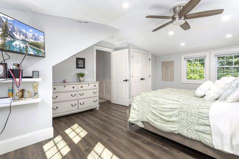 24 Bow St, Saugus, MA 01906 photo 36