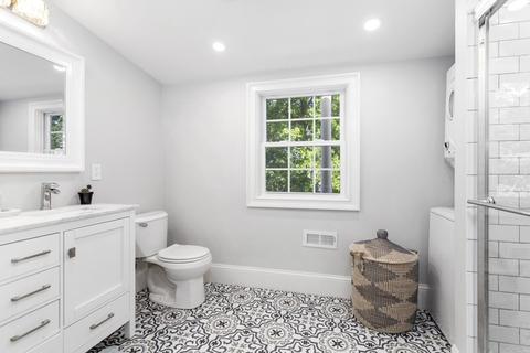 24 Bow St, Saugus, MA 01906 photo 37