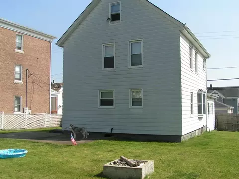 262 Anthony St, Fall River, MA 02721 photo 4