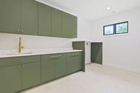 216 Greendale Ave, Needham, MA 02494 photo 24