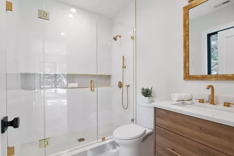 216 Greendale Ave, Needham, MA 02494 photo 32