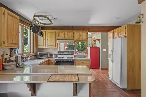 38 Jersey, Marblehead, MA 01945 photo 10
