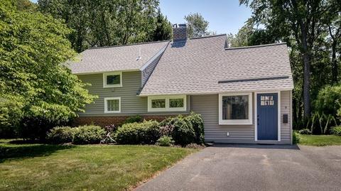 9 Braemore Rd, Natick, MA 01760